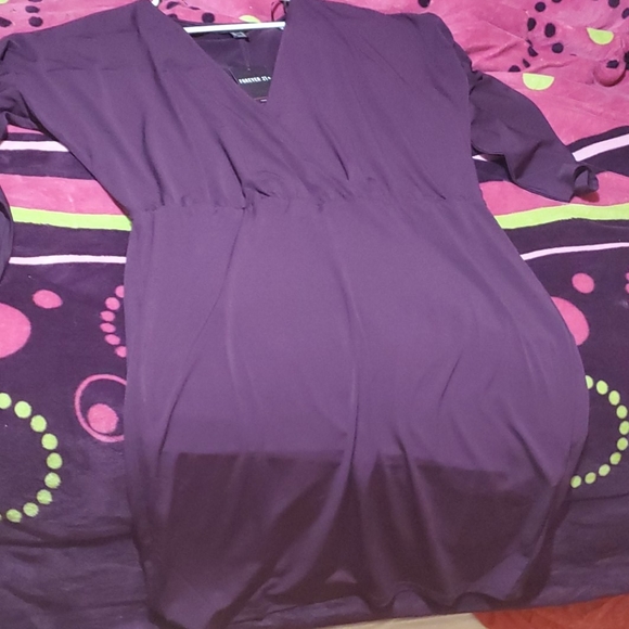 Dress - Picture 1 of 1